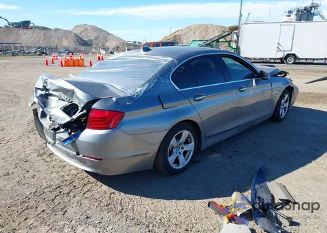 2012 BMW 528I xDrive из США, поврежденный, VIN WBAXH5C51CDW08390